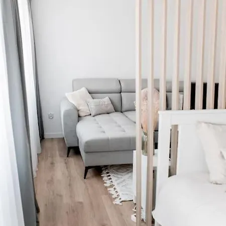 Apartament Pastel Room Lesna Exterior photo